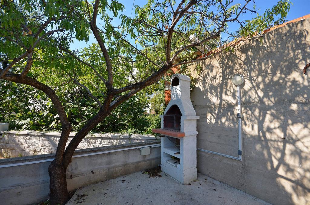 Apartment סרימה מראה חיצוני תמונה