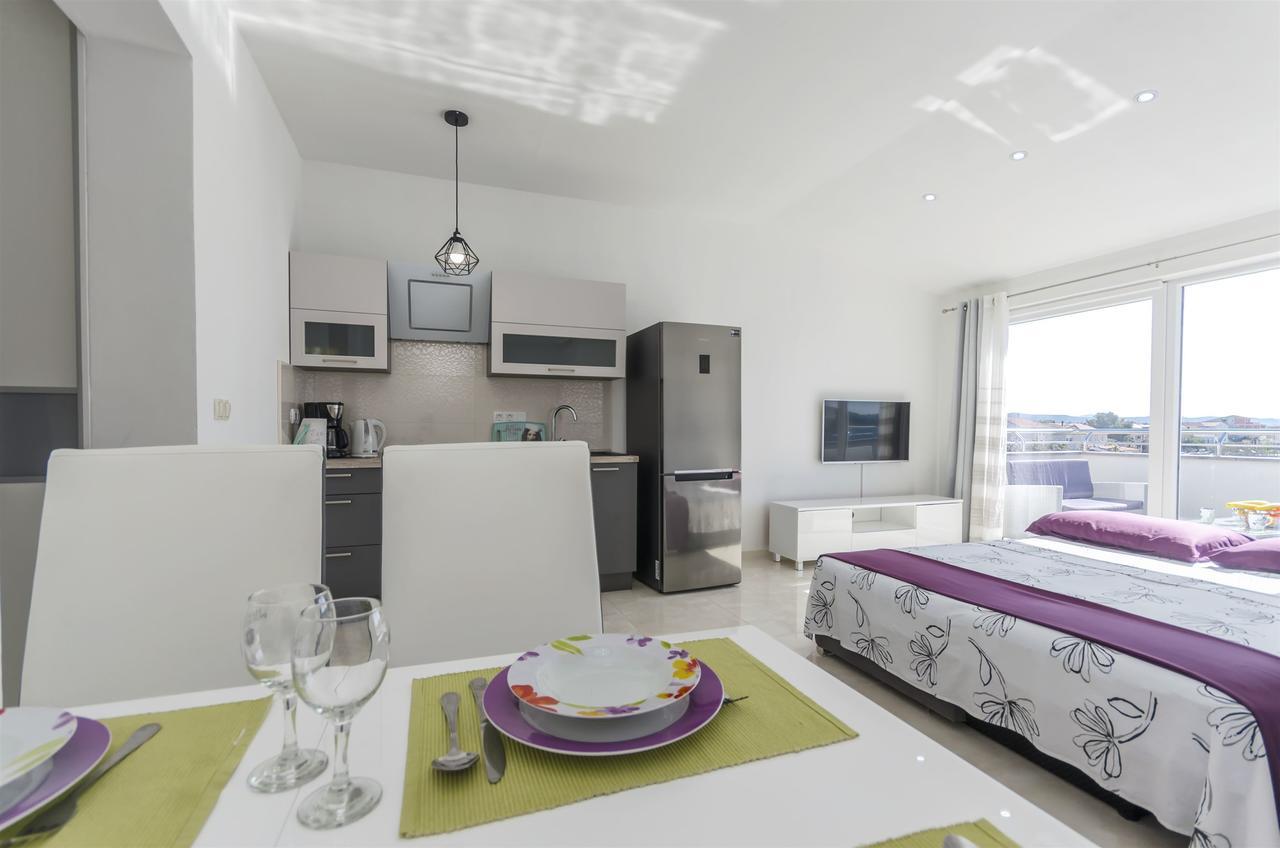 Apartment סרימה מראה חיצוני תמונה